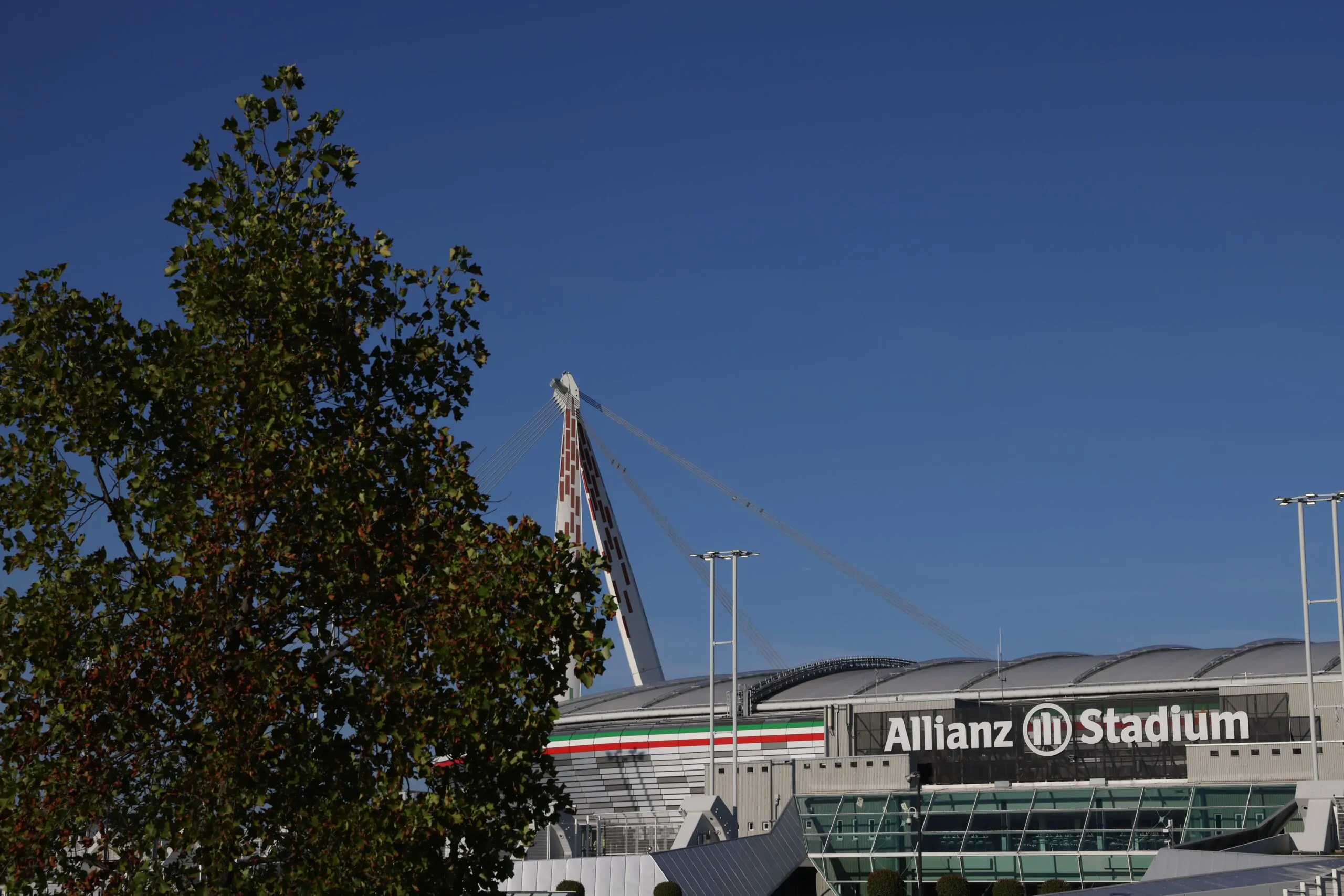 ULTIM’ORA – La Uefa sanziona la Juventus: i dettagli