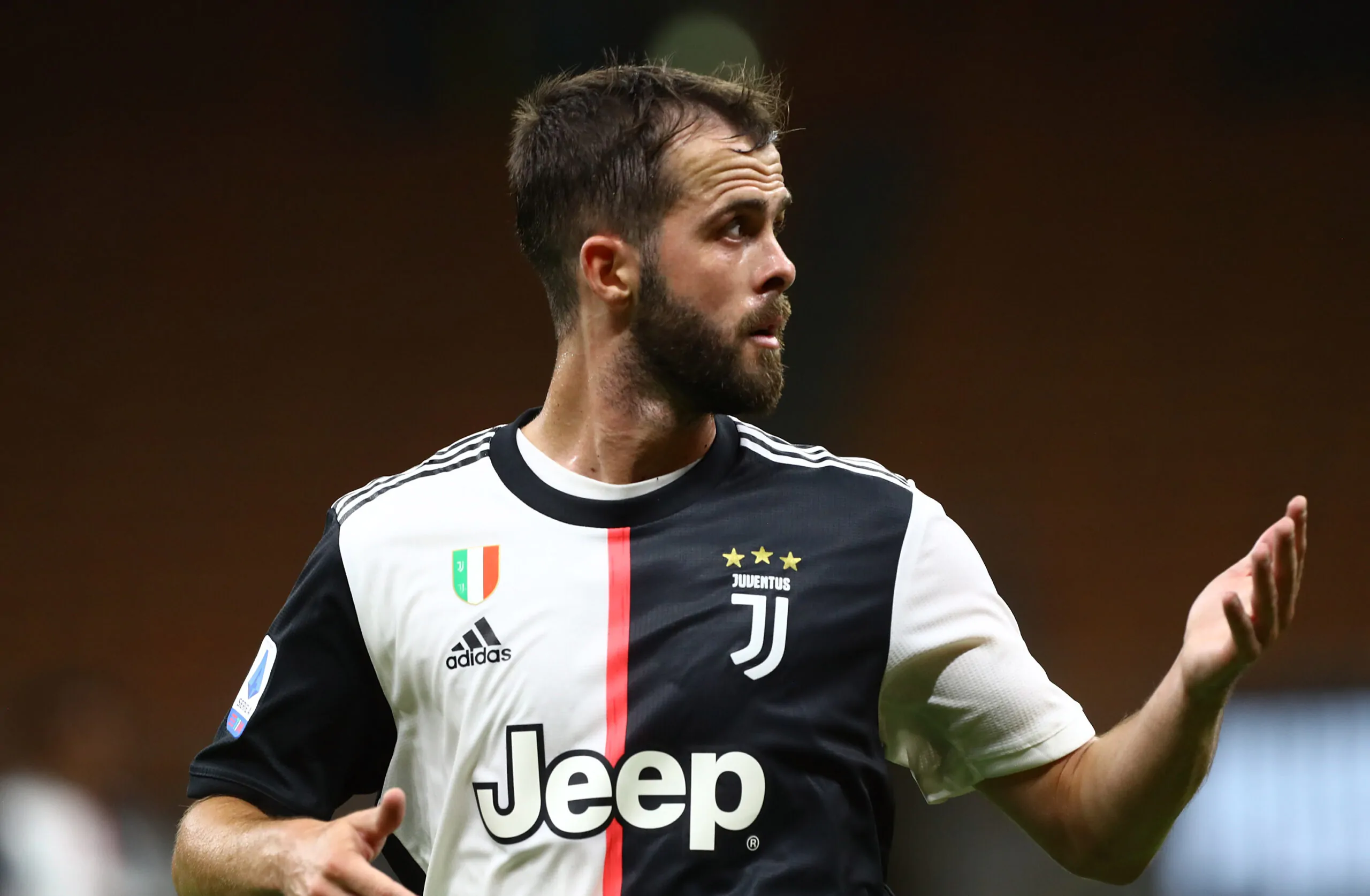 Pjanic torna a parlare di Juve: sull’esonero di di Allegri!