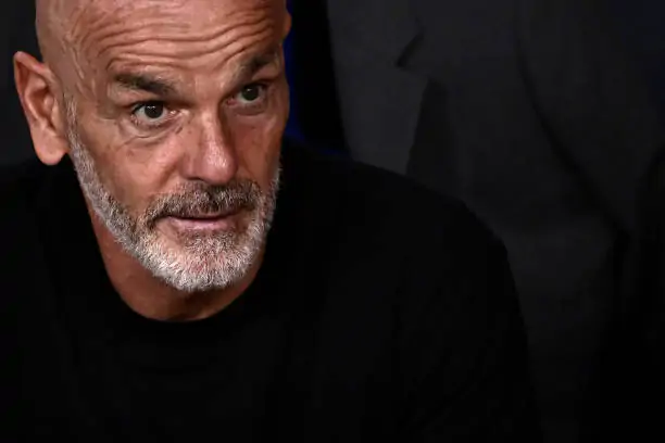 Pioli: “Se il Milan vuole rivincere lo scudetto deve farlo in campo”, poi il commento su Origi