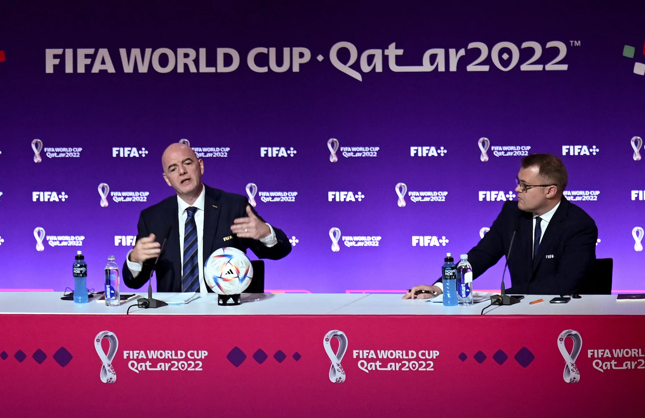 Mondiali 2022, il direttore della comunicazione FIFA fa coming out e svela la reazione del Qatar!