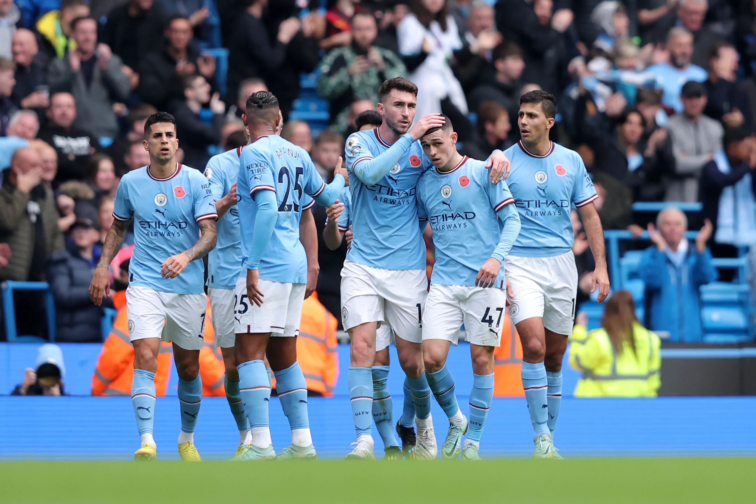 Premier League, caso Manchester City: i club inglesi chiedono la retrocessione