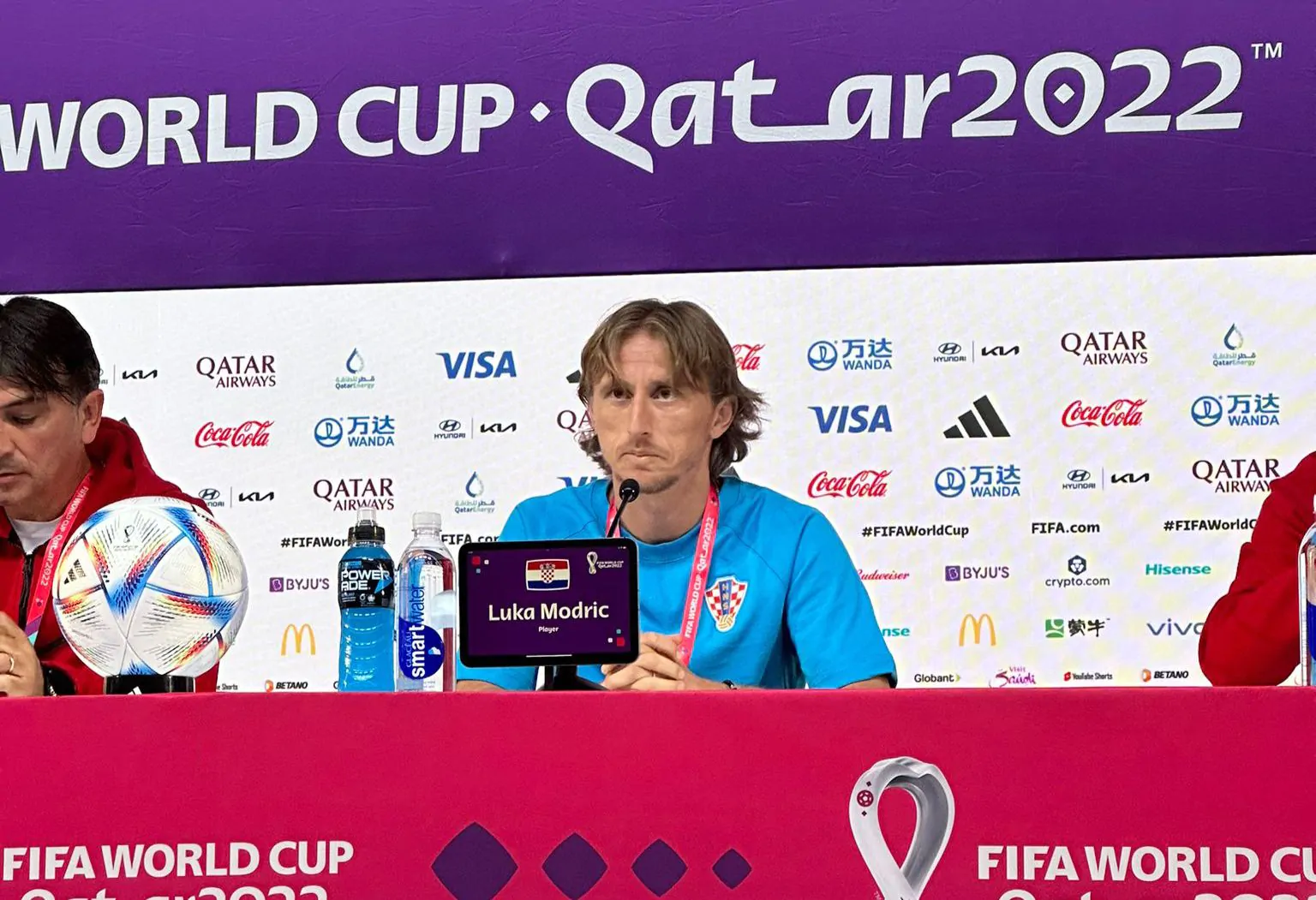 Modric spiazza tutti in conferenza: “Potrei ritirarmi in un caso”