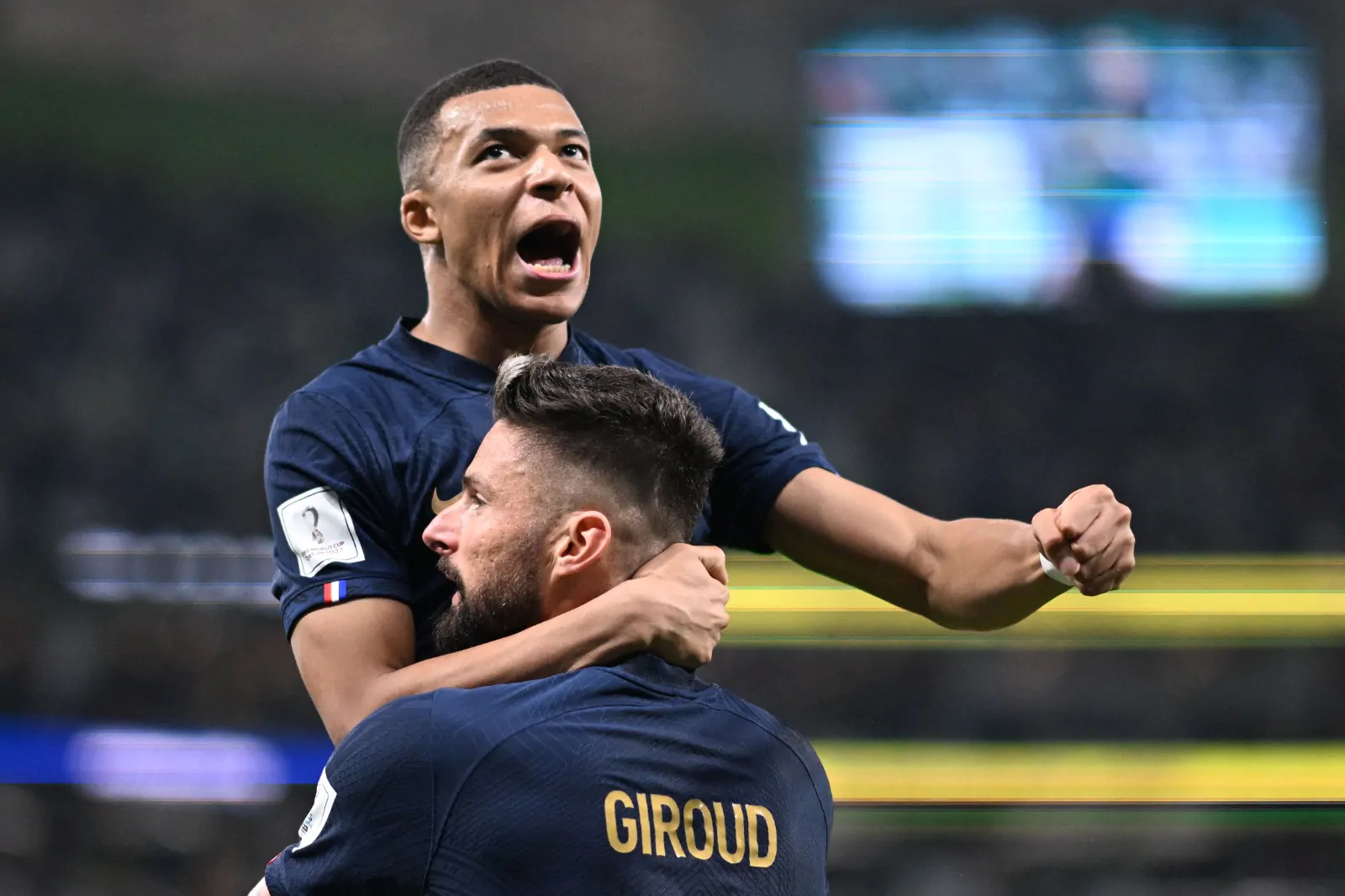 “A Mbappé manca una qualità che hanno Messi e Neymar”, il commento in diretta