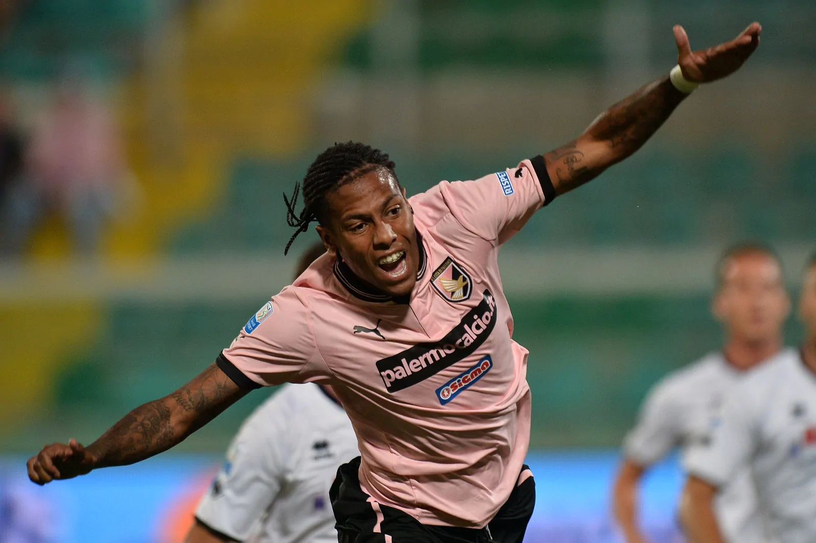 Coppia d’oro con Cavani al Palermo, Abel Hernandez ha firmato con il suo nuovo club