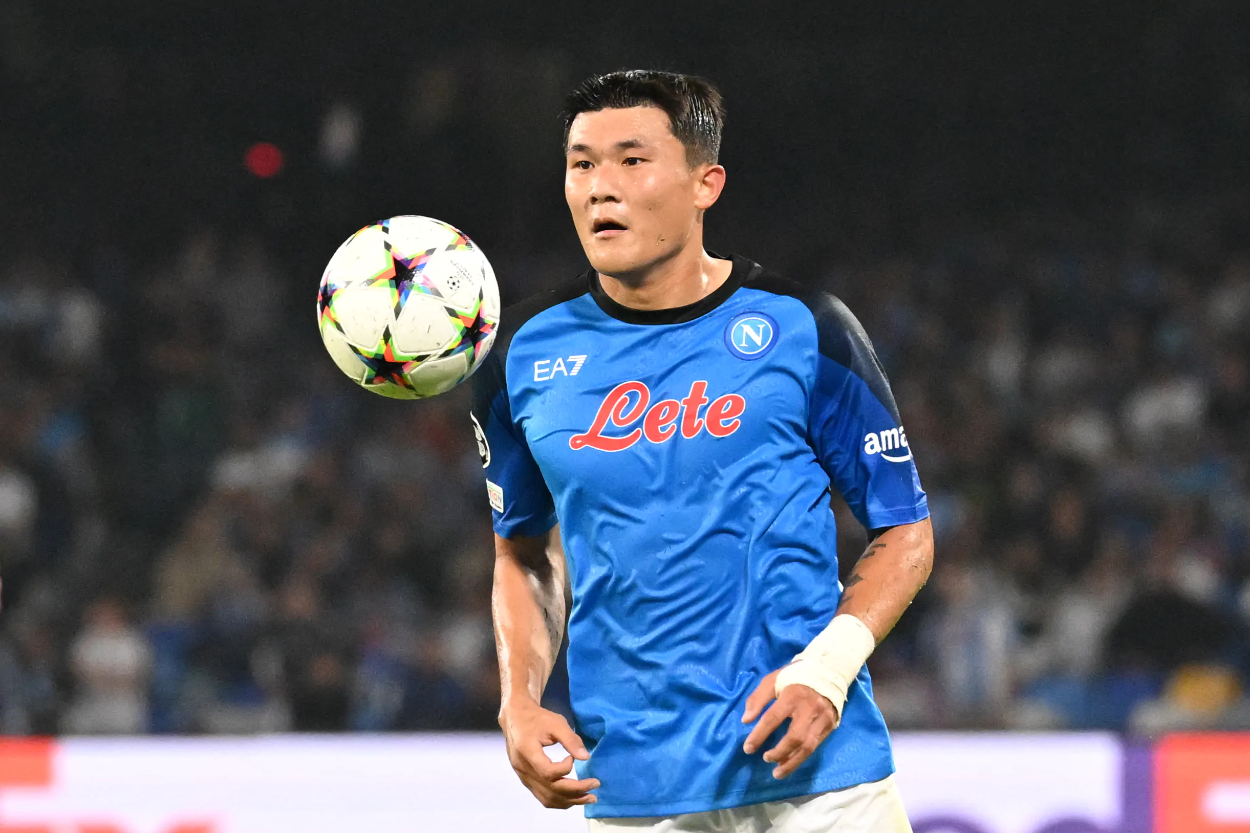 Calciomercato Napoli, le big di Premier League tentano Kim: la decisione
