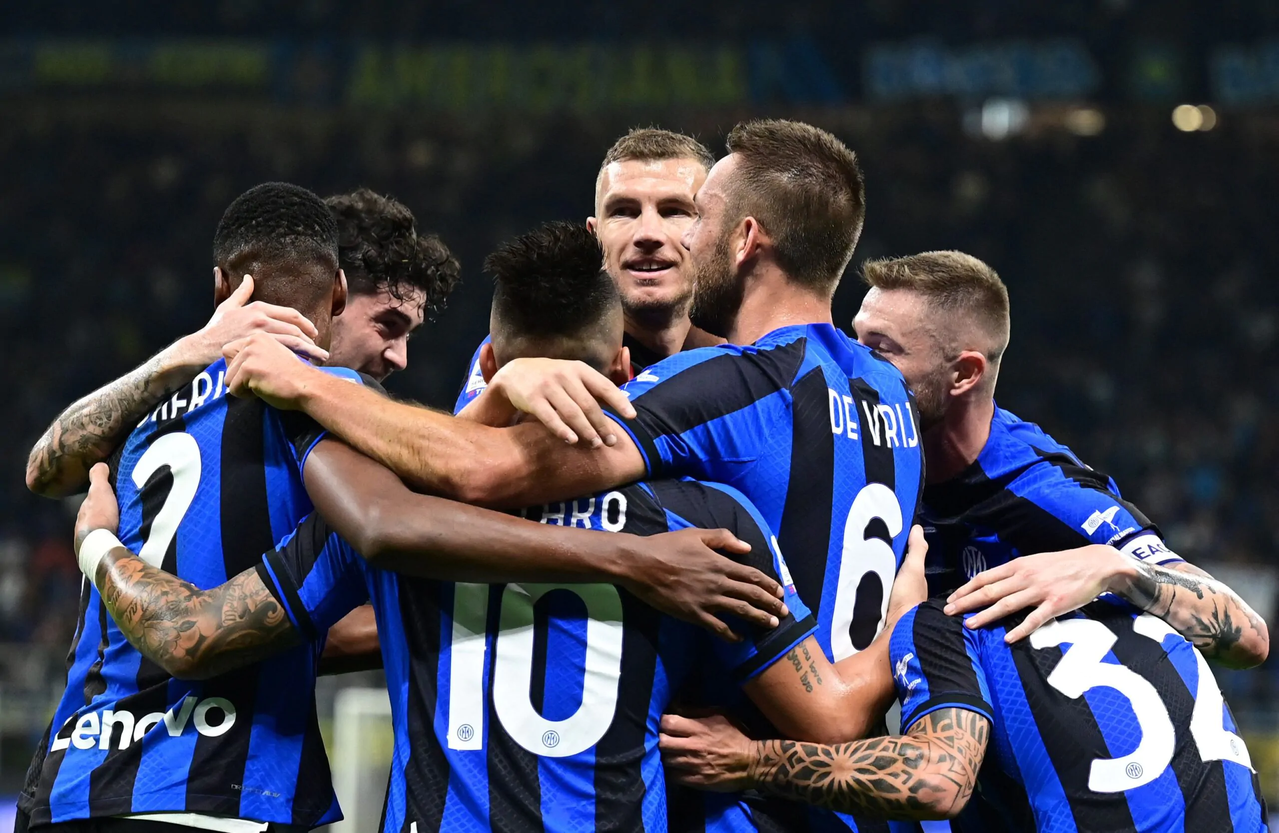Calciomercato Inter, un giocatore richiesto in Premier League: sarà ceduto per 60 milioni