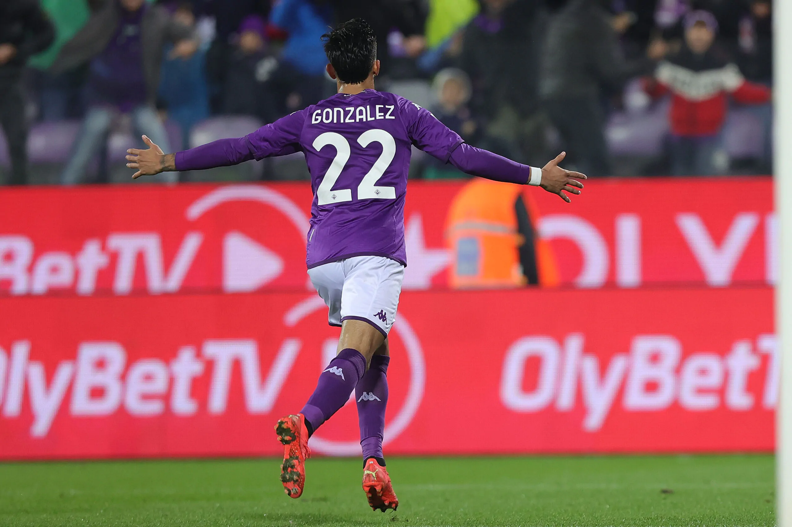 Fiorentina, Nico Gonzalez ai saluti? Potrebbe andare in Premier!