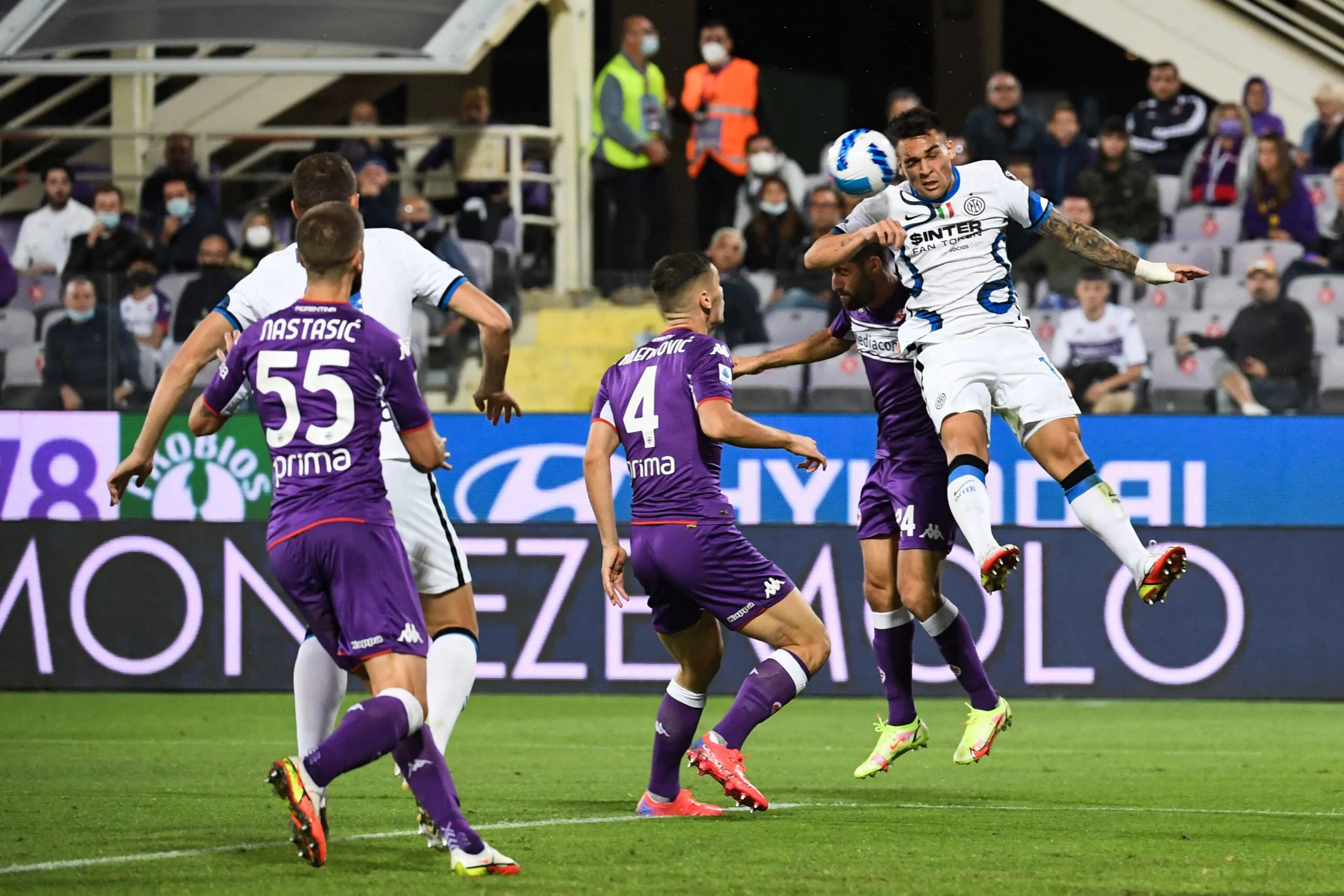 Altra cessione per la Fiorentina: un centrocampista va al Sassuolo