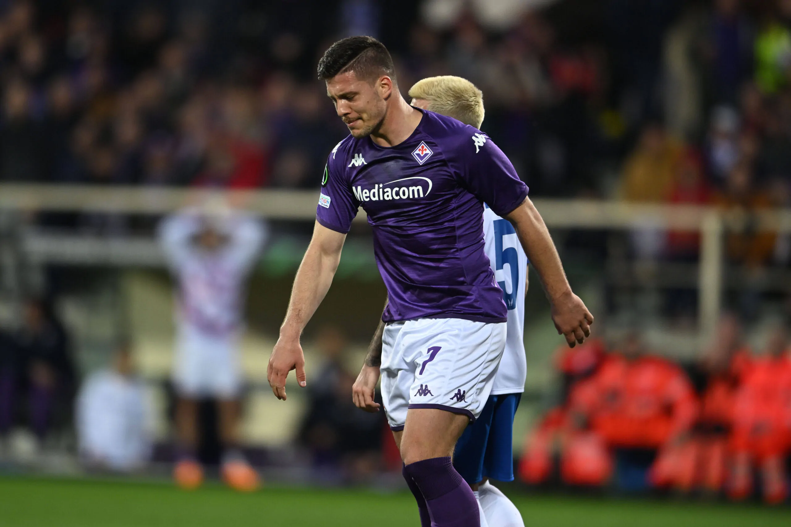 Calciomercato Fiorentina, Jovic ha deluso le aspettative di Italiano: la scelta sul futuro