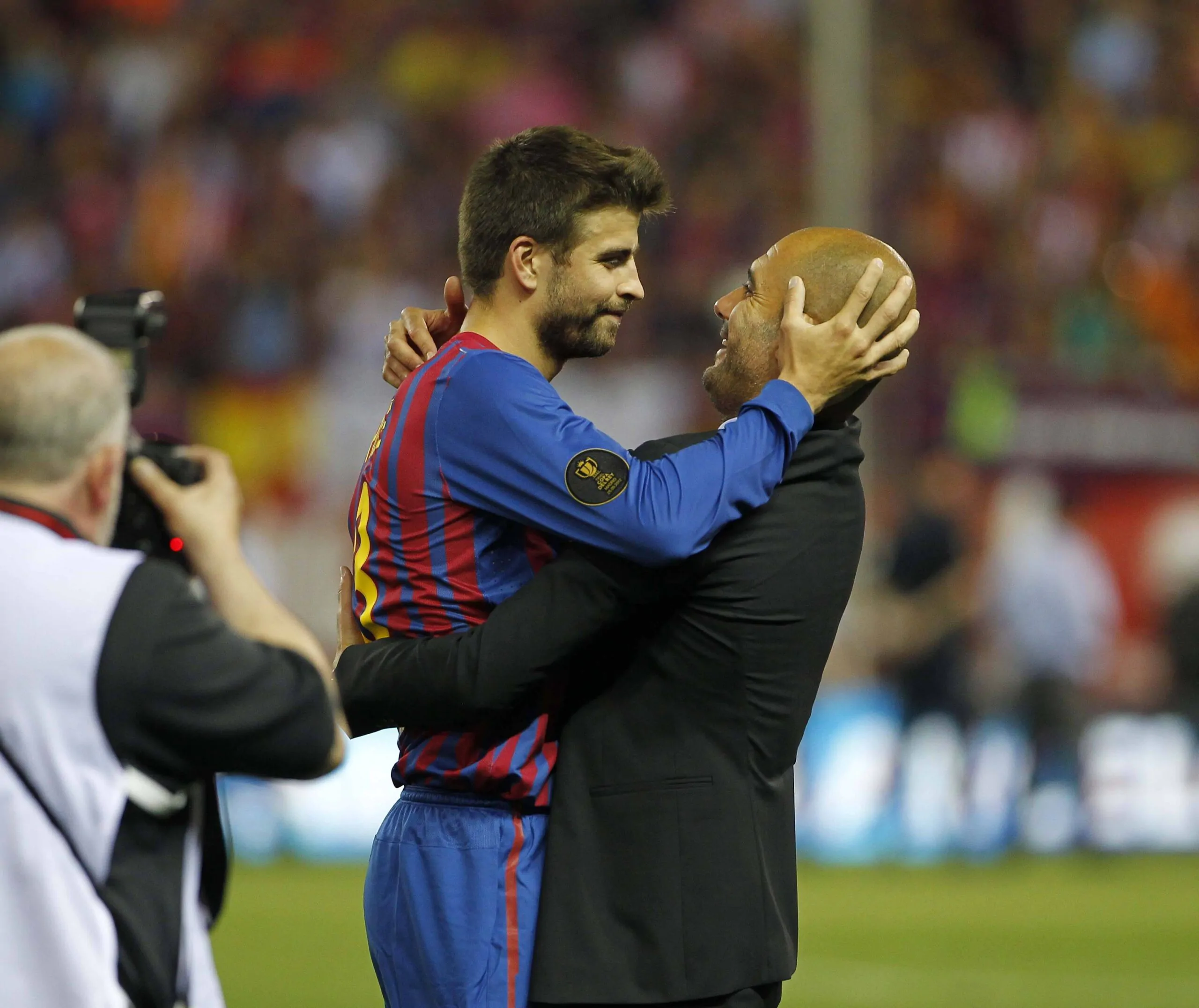Pique e Guardiola, il triangolo amoroso del dopo Shakira: la notizia infiamma la Spagna