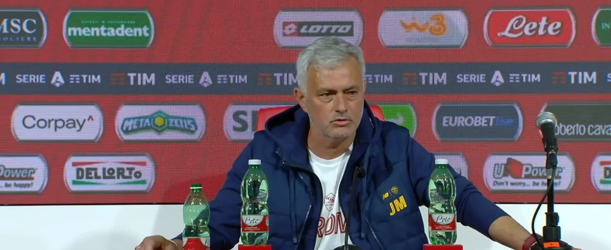 Mourinho, dichiarazioni sorprendenti in conferenza: quello che ha fatto lascia tutti a bocca aperta