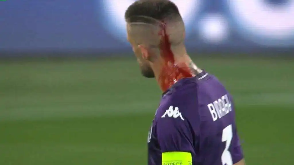 La Fiorentina alza la voce: il duro comunicato sull’incidente di Biraghi