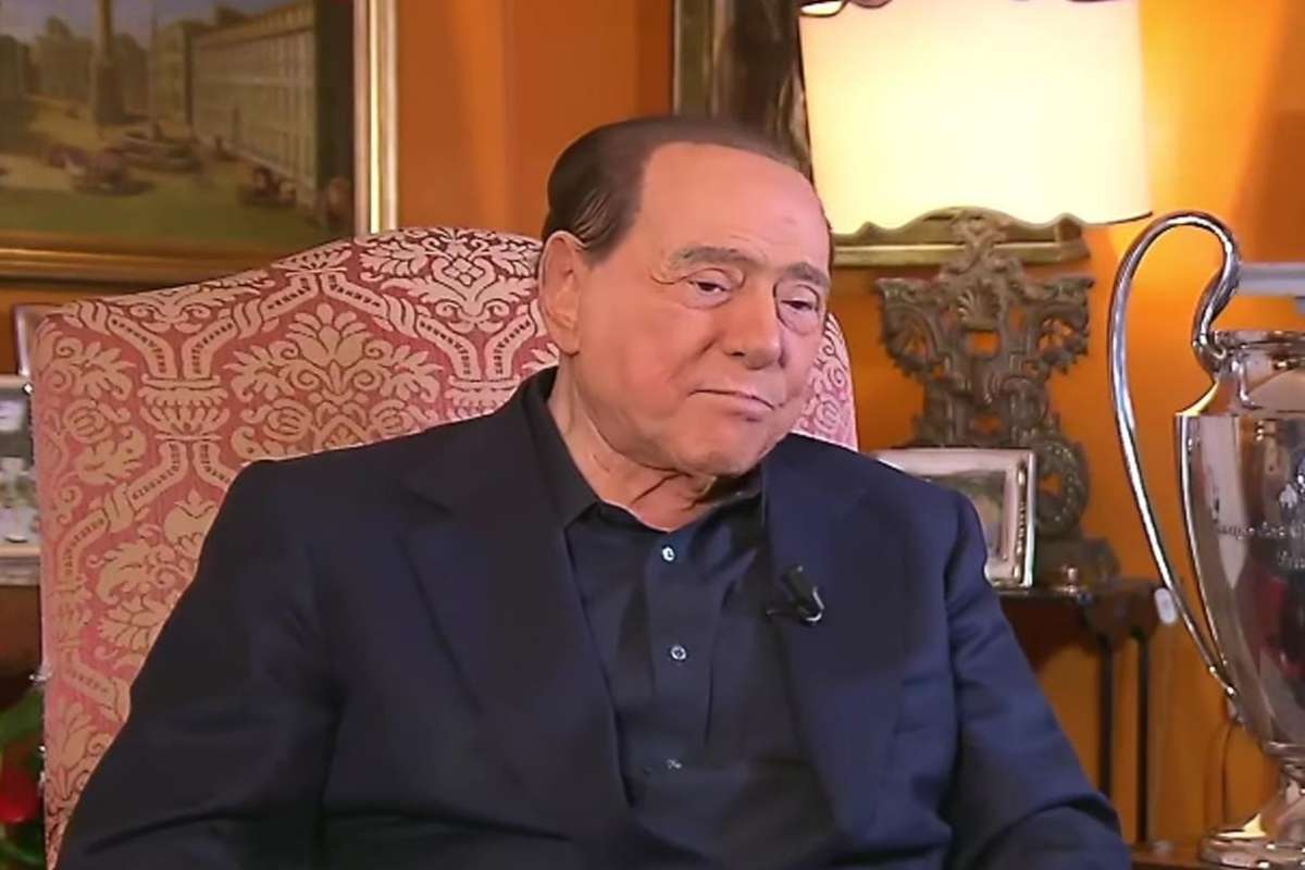 ULTIM’ORA – Berlusconi nuovamente ricoverato all’ospedale San Raffaele