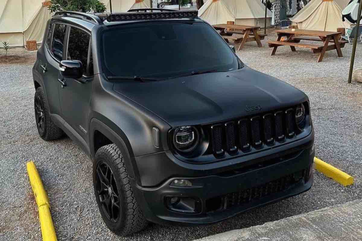 Nuova Jeep Renegade, rivoluzione totale: e costerà pochissimo