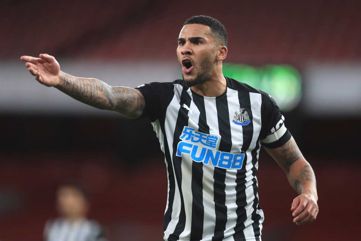 Un difensore del Newcastle vittima di aggressione