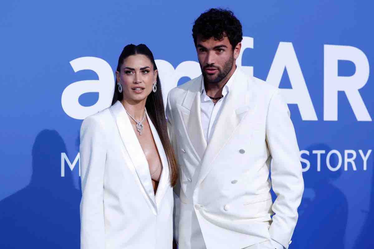 Melissa Satta e Matteo Berrettini in posa