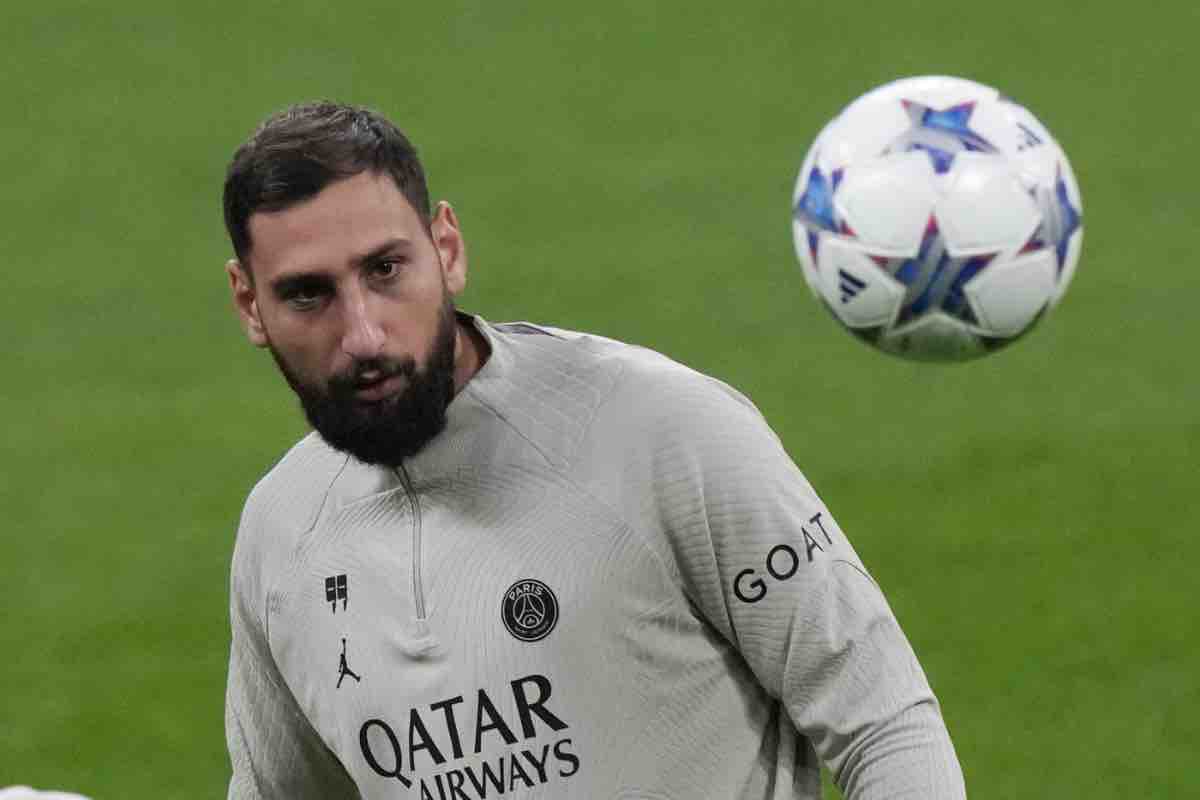 Donnarumma al centro delle critiche