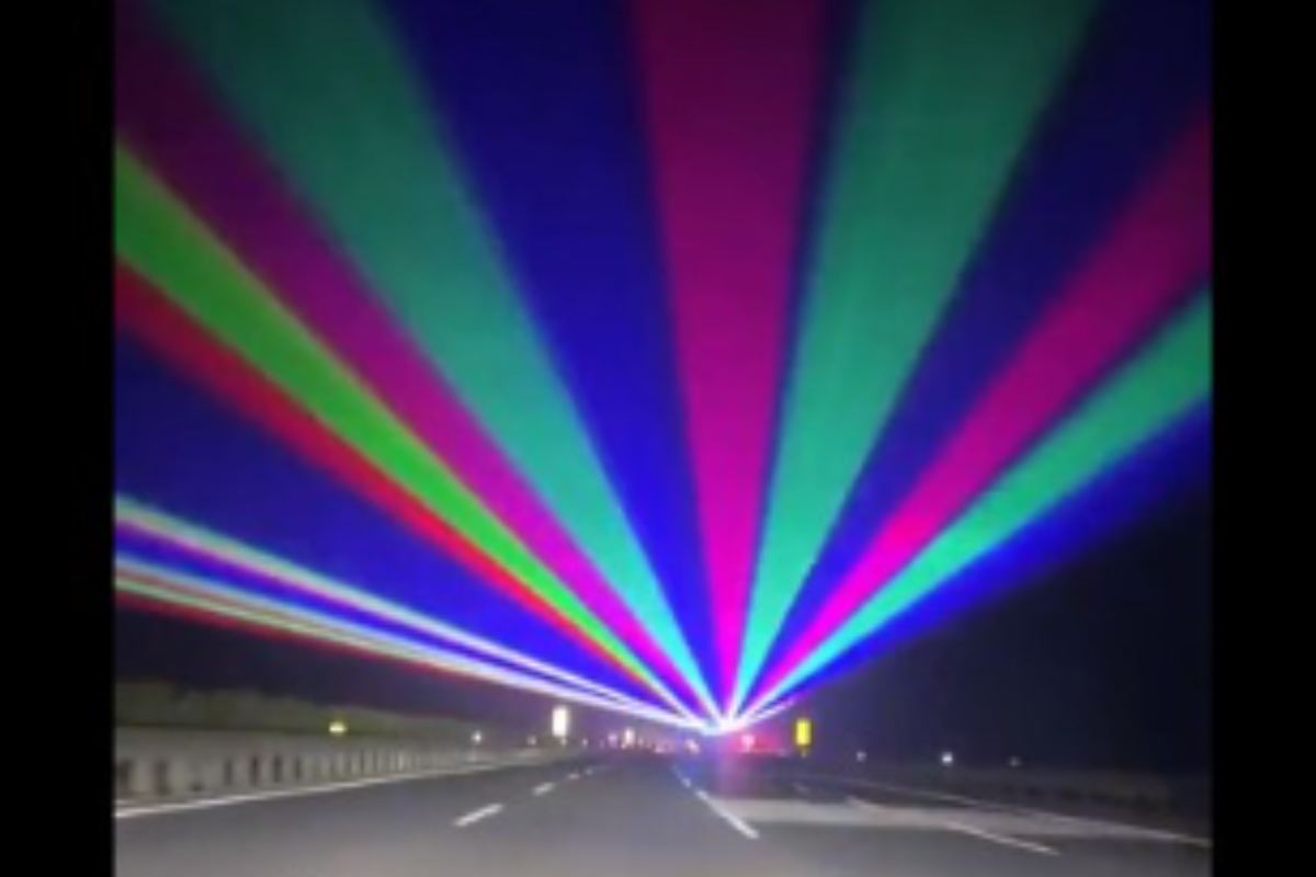 Fasci Di Luce Autostrada