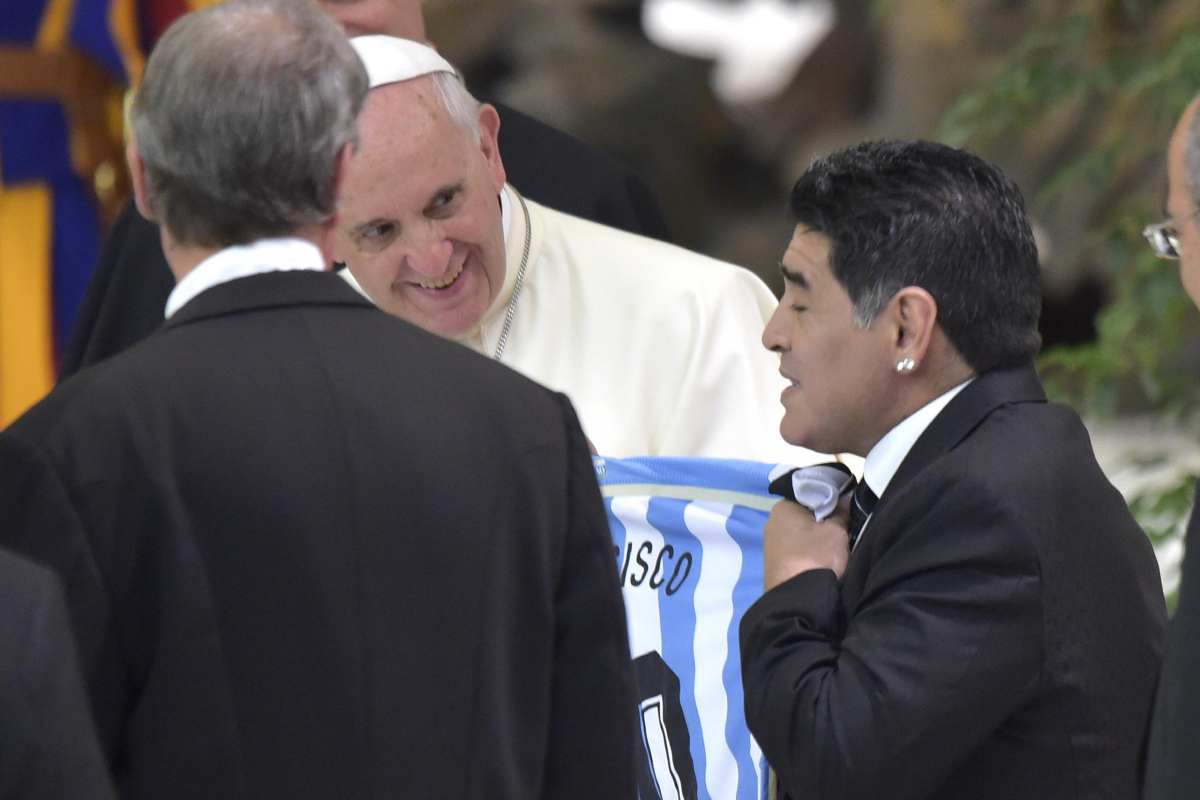 Papa Francesco, l'attacco di Damascelli