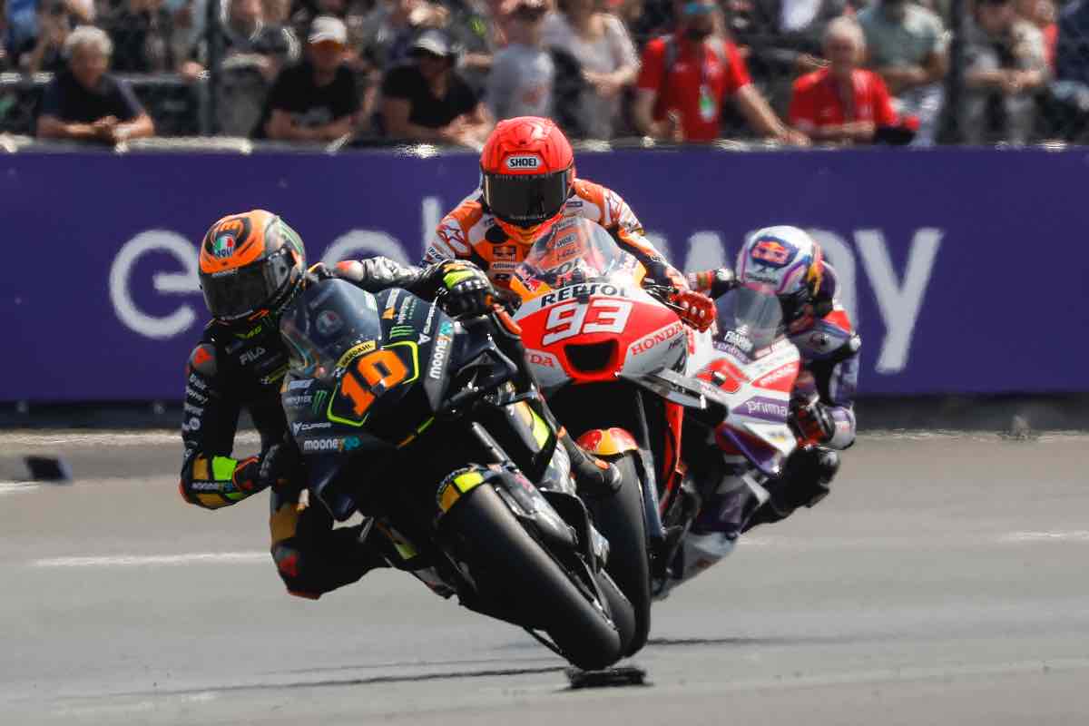 MotoGP, lascia tutto e se ne va: annuncio ufficiale