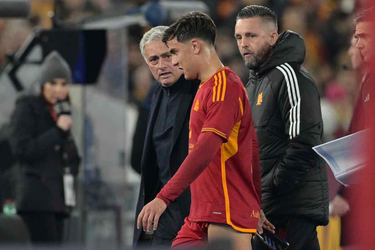 Roma, l'ultim'ora gela Mourinho: infortunio per Dybala