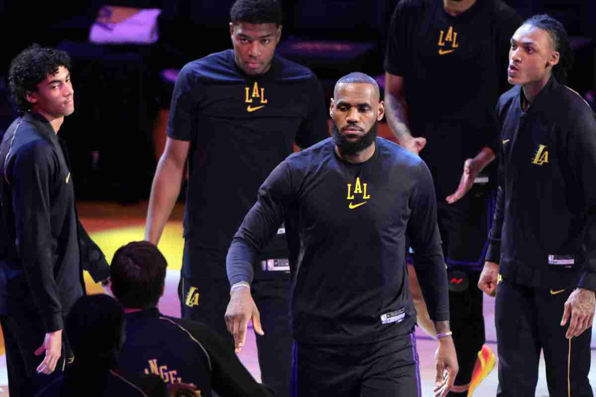 disastro LeBron, quante critiche