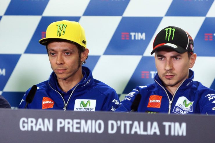 Lorenzo contro Valentino Rossi