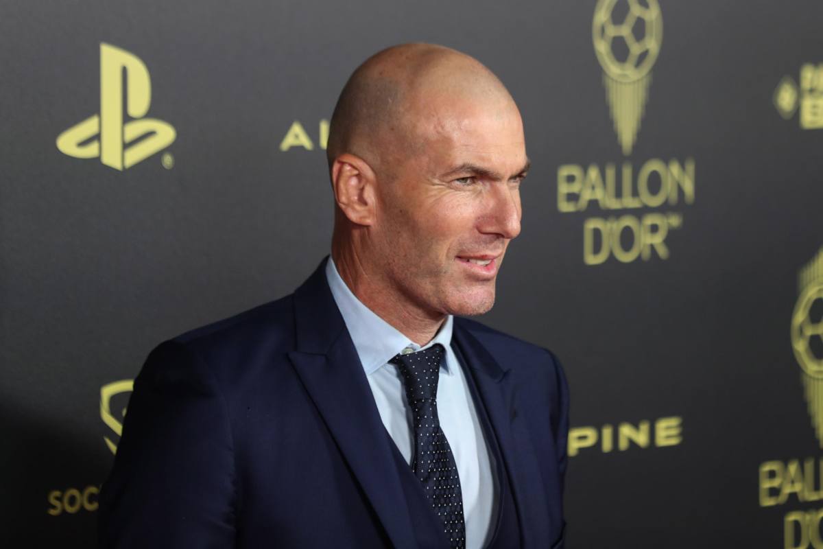 Zidane può diventare il nuovo Ct dell'Algeria