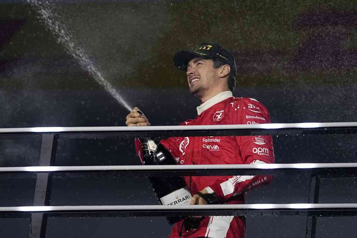 La Ferrari esulta, Verstappen trema
