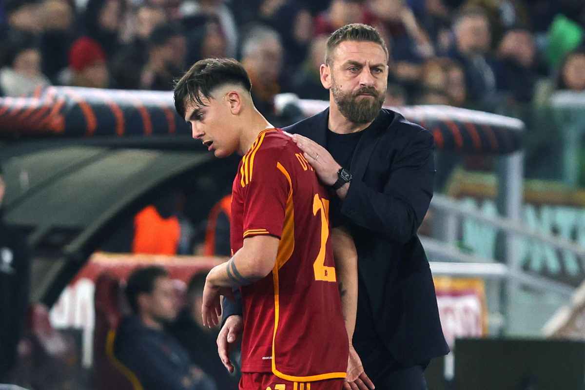 Roma, ansia per Dybala.