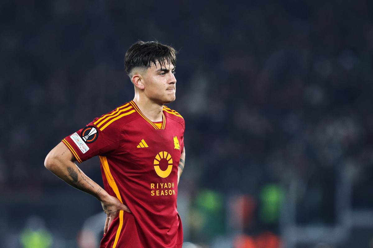 Roma, ansia per Dybala.