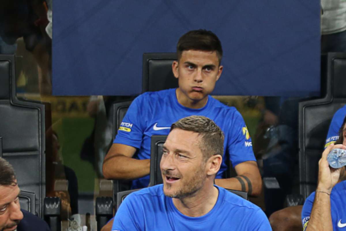 Totti ignora a Dybala y envía un mensaje a la Roma: Todo cambia