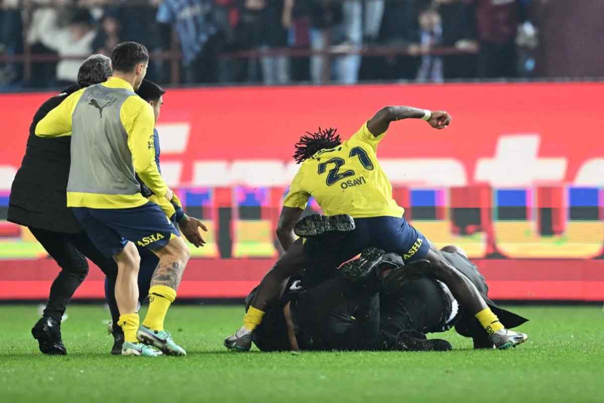 Arriva la decisione dopo gli episodi di Trabzonspor-Fenerbahçe