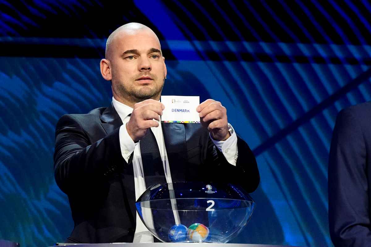 Sneijder critica