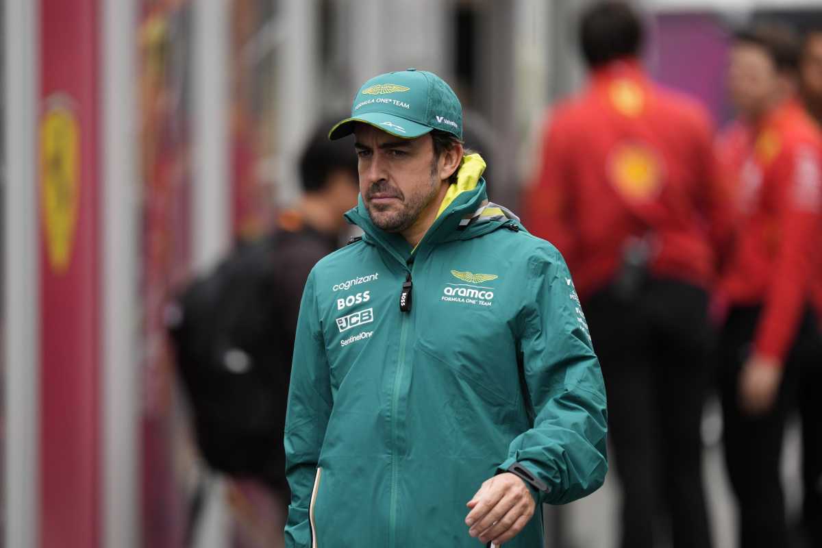Alonso ha rinnovato con la Aston Martin