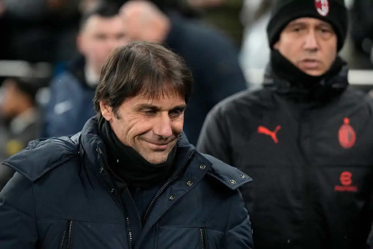 Futuro Conte, il tecnico è sempre più vicino al ritorno in Serie A: tifosi in delirio