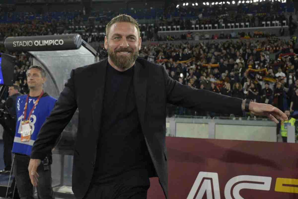 Roma: De Rossi sorride per l'arrivo di Ghisolfi