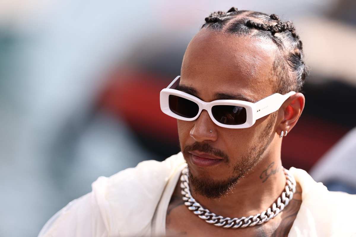Lewis Hamilton bordata