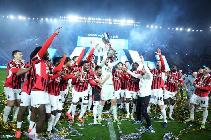 Milan festeggia Supercoppa