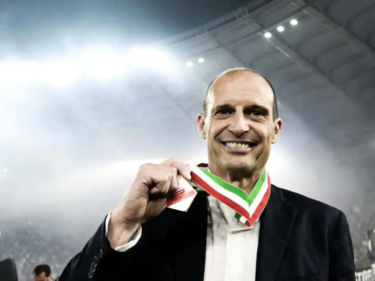 Allegri sorride