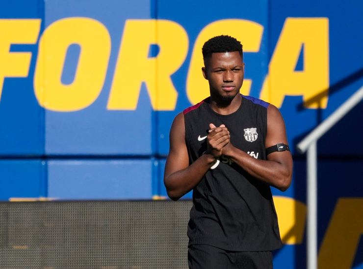 Ansu Fati durante l'allenamento