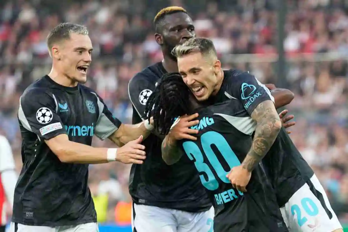 Grimaldo esulta dopo un gol