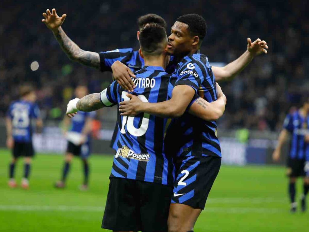 La festa dell'Inter dopo il gol contro il Monza
