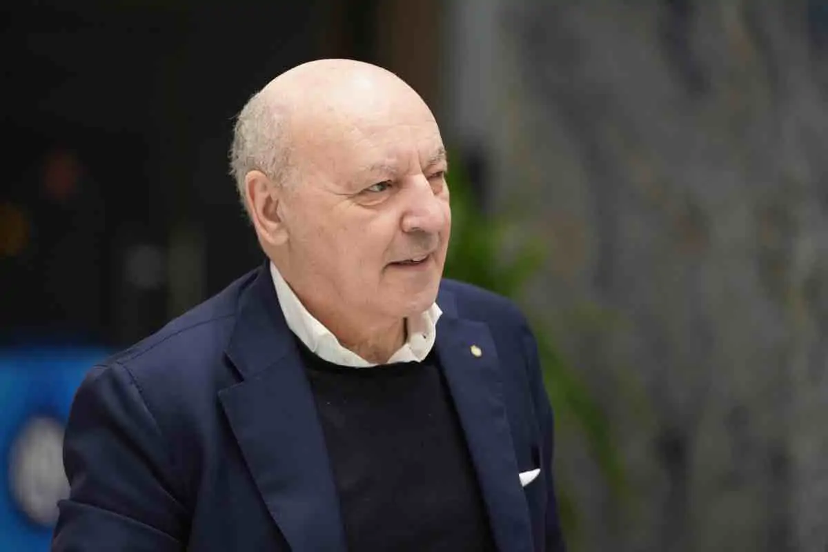 Marotta osserva