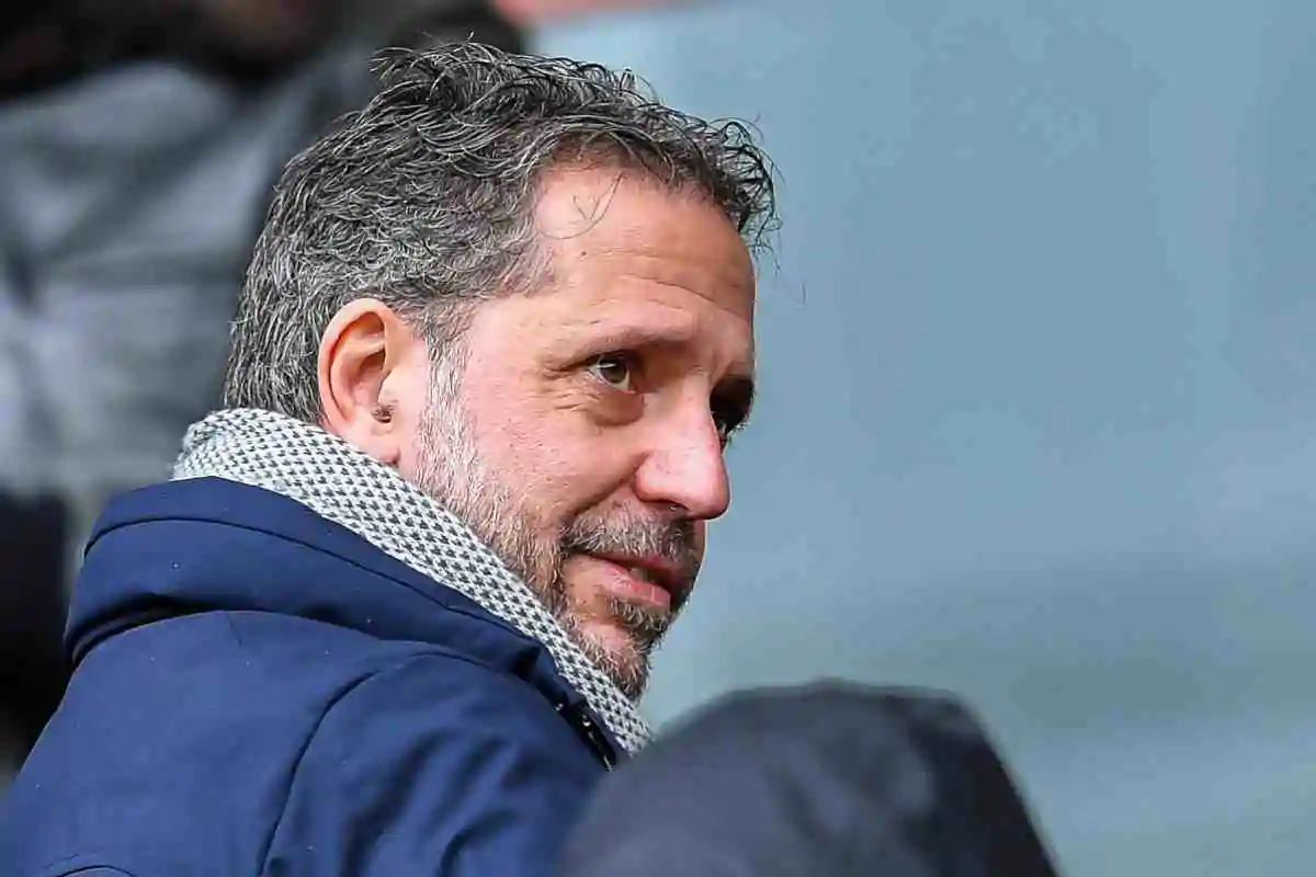 Paratici in primo piano