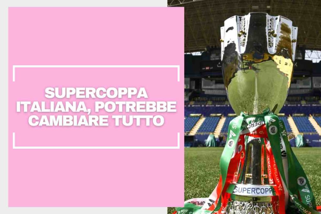 Il trofeo della Supercoppa Italiana posizionato in mezzo al campo