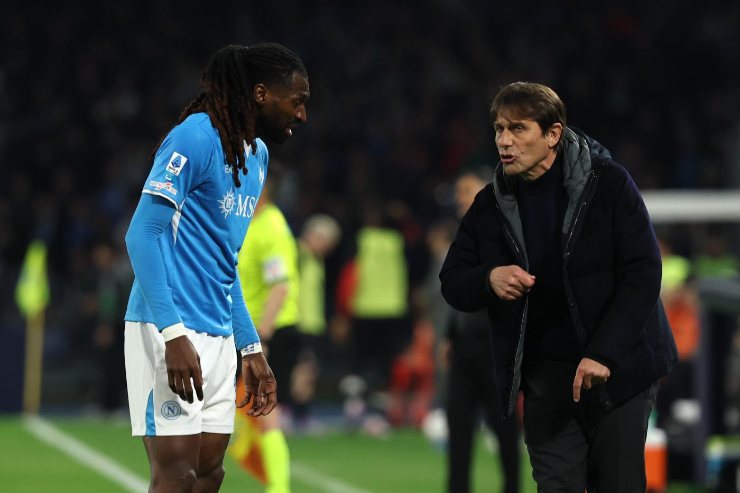 Anguissa parla con Conte