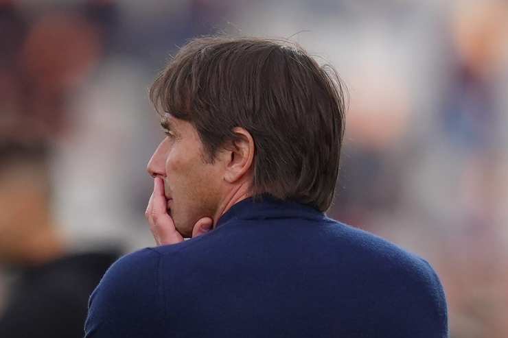 Antonio Conte durante la partita