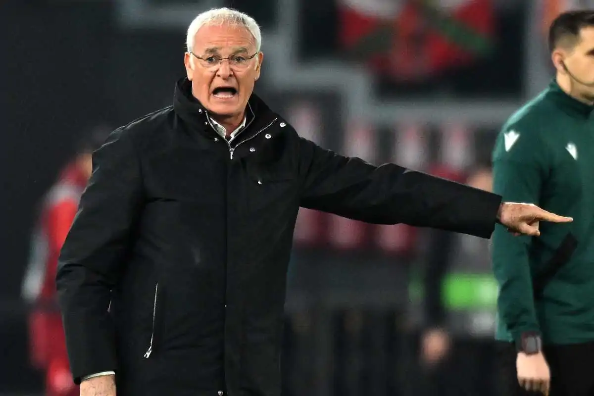 Claudio Ranieri dà indicazioni