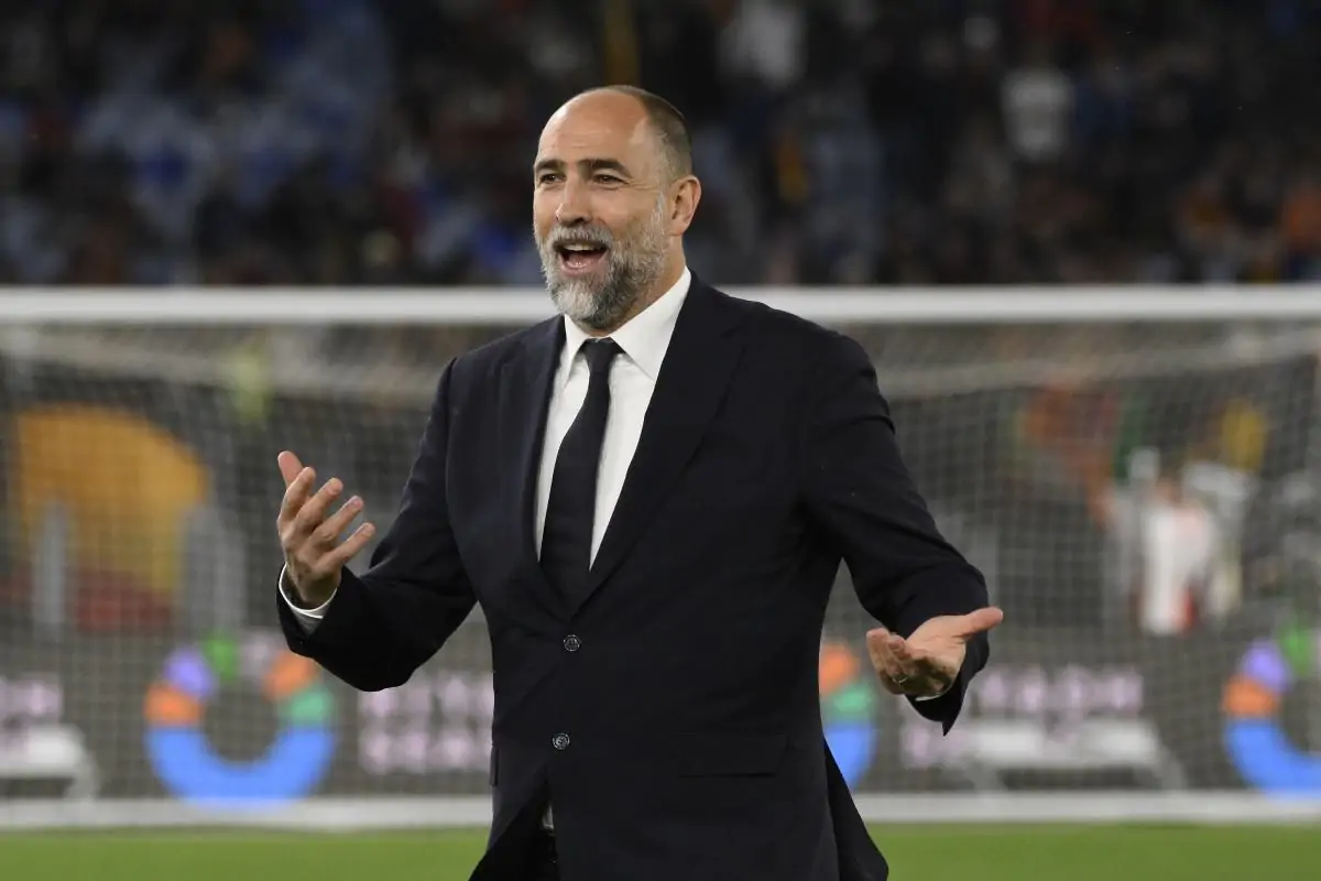 Tudor sorride in campo